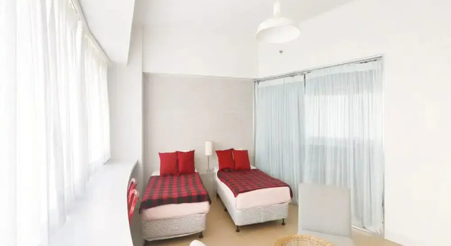 Pia Resort Hotel Corner Studio Room 3, Rezervovat Lázně / Resort Hotely v Tumon s parkováním, poblíž Tumon Beach, Parkování