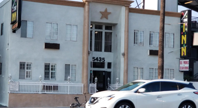 Hollywood Stars Inn, Забронировать Отель Голливуд Лос-Анджелес, рядом с Sunset Gower &amp; Sunset Bronson Studios