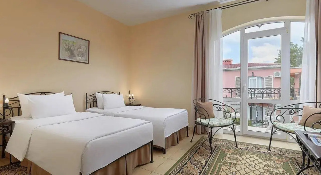 Двухместный номер Улучшенный c 1 комнатой с балконом Курортный отель Alean Family Riviera