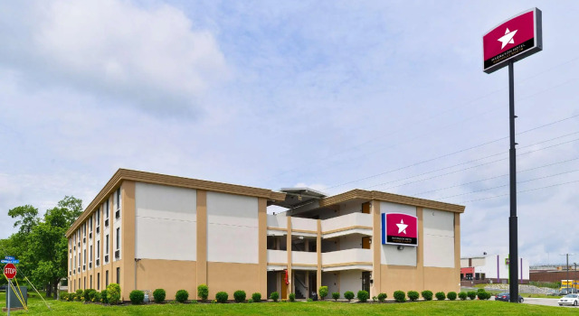 Номер Standard Executive Inn & Suites