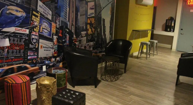 Jazz on Columbus Circle Hostel, Забронировать Хостел Хостелы Нью-Йорка, рядом с Галерея и театр «Тайбэй», Хостел