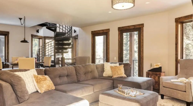 Apex by Avantstay - Expansive Mountain Home w Hot Tub, Prenota Hotel Telluride Telluride Ski