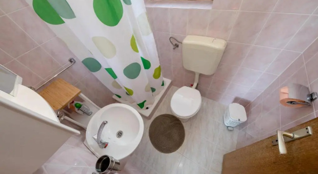 Apartments Tartuga, Prenota Appartamento Hotel a Isole Quarnerine con parcheggio, Parcheggio