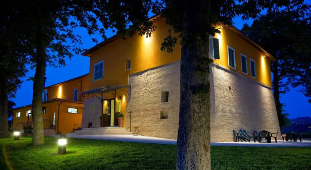 Relais Villa Fornari, Rezerwuj Willa Wille w Marche, Willa