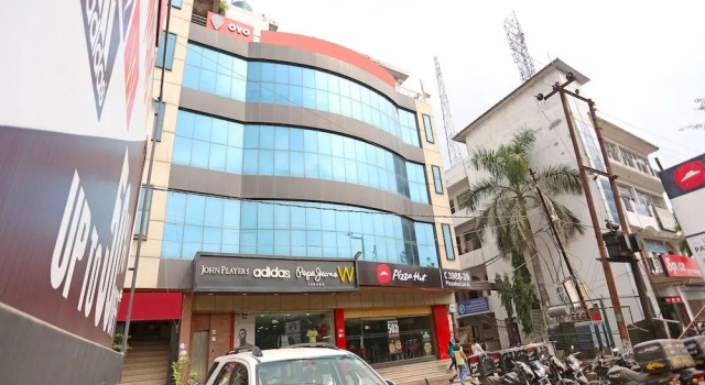 OYO 3697 Hotel Rivieraa, Réserver Hôtel Hôtels à Rudrapur avec petit-déjeuner, Petit-déjeuner