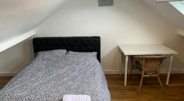 Modern 5 Bedroom Family House - 18 Mins to Station, Забронировать Отель Отели Англии 3 звезды, 3*