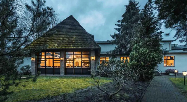 Hotel Rosenheim, Забронировать Отель Швентиненталь земля Шлезвиг-Гольштейн
