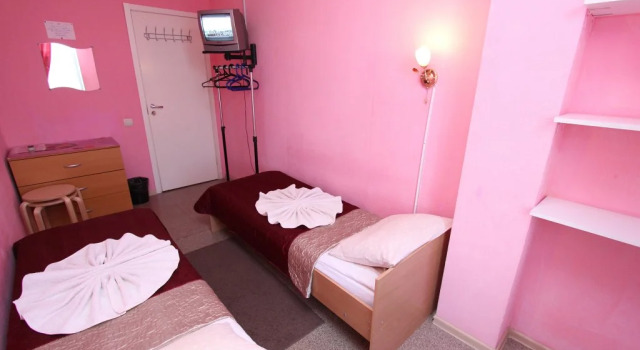 Geralda Ekonom otel' na Pushkinskoy 11, Забронировать Отель Центральный район Санкт-Петербург, рядом с Владимирская