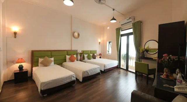 Четырёхместный семейный номер Standard Hanoi Royal Hotel & Travel Old Quarter