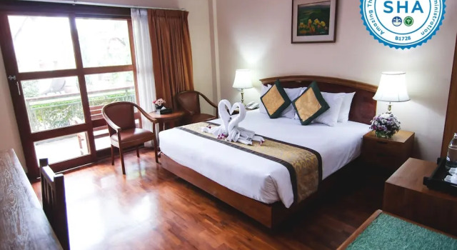 Номер Deluxe с балконом Woodfield Resort