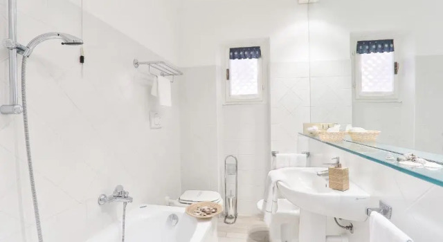 Трёхместный номер Standard Essence Isola dElba - Le Picchiaie Resort