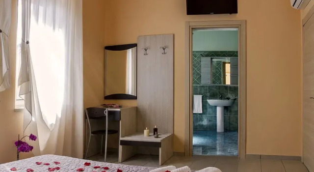 Albergo Stazione, Забронировать Отель Отели Сапри с завтраком, Завтраки