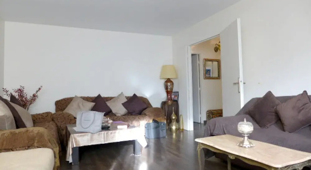 Apartment With 2 Bedrooms in Courbevoie, With Furnished Balcony and Wifi