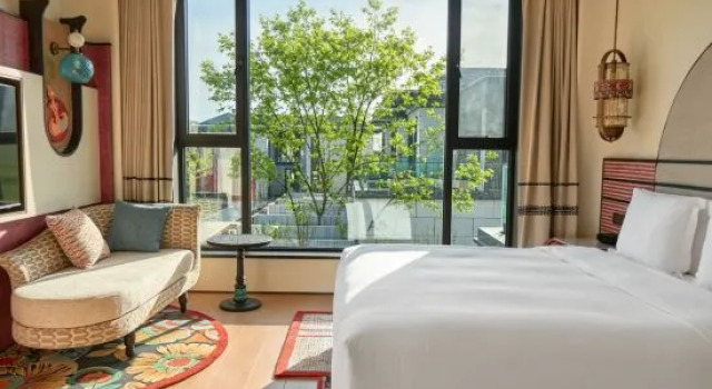 Двухместный люкс c 1 комнатой с видом на сад Hotel Indigo Sayram Lake