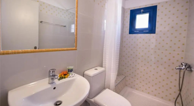 Студия Akroyiali Resort