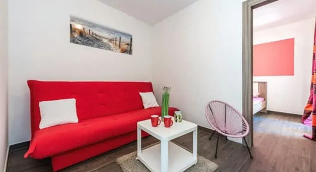 Apartment Lara 1Km From Sea