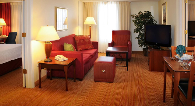 Hampton Inn & Suites Colorado Springs-Air Force Academy/I-25 North, Buchen Sie Hotel Colorade Springs Colorado