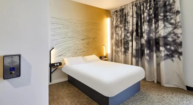 Трёхместный номер B&B HOTEL Argenteuil