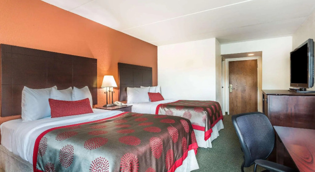 Standard Vierer Zimmer Ramada by Wyndham Luling