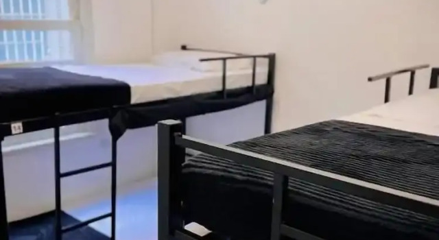 Кровать в общем номере (женский номер) Urban Nomad Hostel & Food