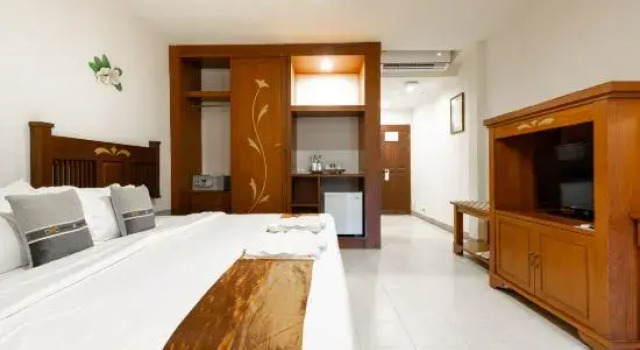 Номер Superior с видом на сад Phuket Leelavadee Hua Ting Resort