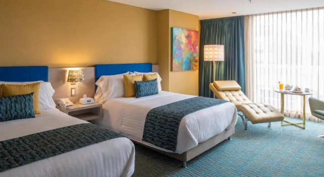 Четырёхместный номер Standard Hotel El Dorado Bogota