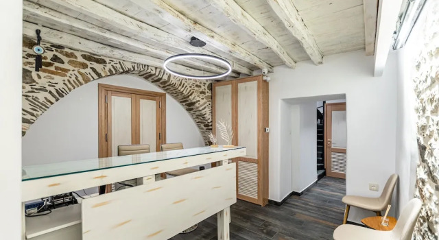 Mariet Naxos Elegant Suites