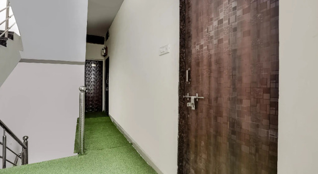 OYO 48897 Airport View, Забронировать Отель Отели штата Махараштры 3 звезды, 3*