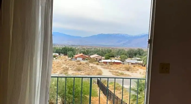 Четырёхместный номер Standard Desert Hot Springs Spa Hotel