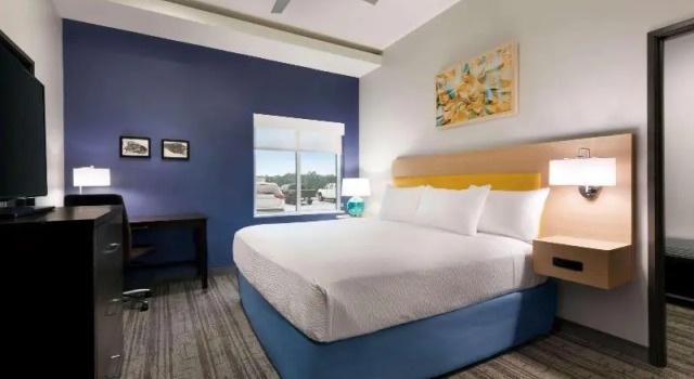 Люкс с 3 комнатами Super 8 By Wyndham Beaumont I-10/Walden Rd