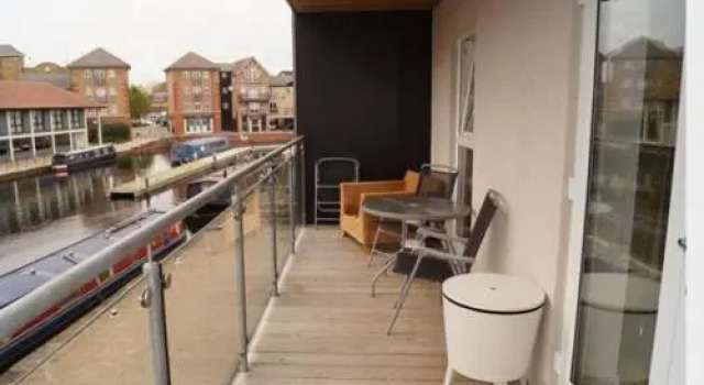 Vetrelax Chelmsford Cressy Apartment, Varaa Huoneisto Asunnot kohteessa Merseyside, Huoneisto