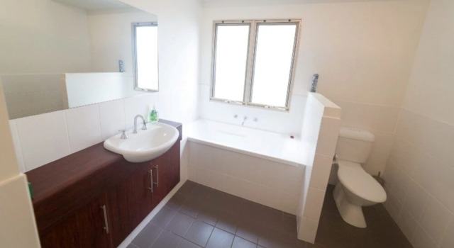 Wenneelys - 26/45 St Andrews Boulevard, Book Hotel Normanville South Australia
