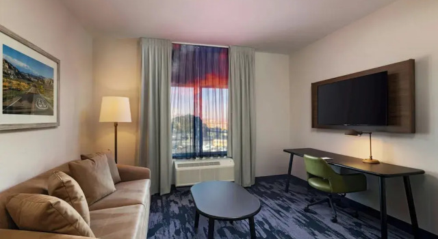 Люкс Fairfield By Marriott Inn & Suites Albuquerque Uptown