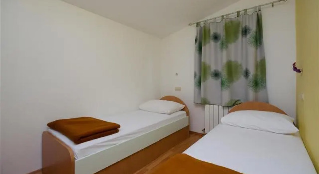 Apartmani 'Mirijana Gabrić' A3, Prenota Hotel Arbe 