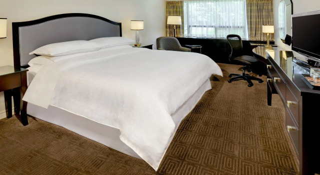 Двухместный номер Standard Sheraton Montreal Airport Hotel