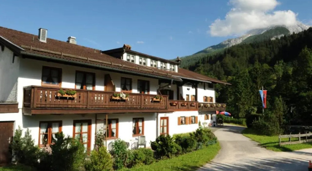 Gasthof Altes Forsthaus, Varaa Hotelli Hotellit Baijeri pysäköinnillä, Pysäköinti