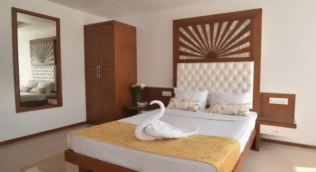Люкс Presidential Beach Paradise Miramar Goa