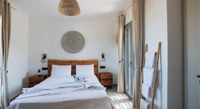 Номер Standard Filia Skyros Suites