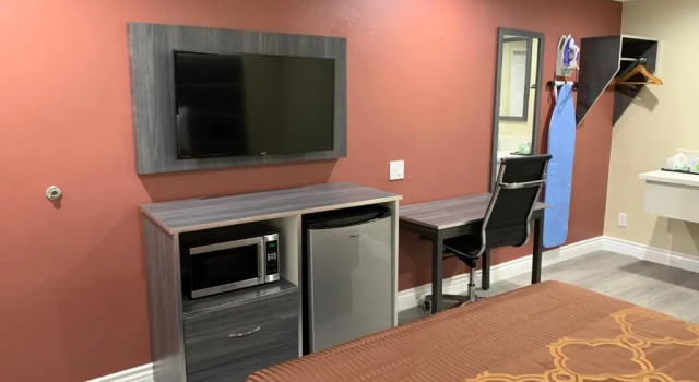 Номер Deluxe Pacific Inn Anaheim