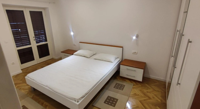 Apartments Šarić, Забронировать Апартаменты/квартира Макарска Biokovo Nature Park, рядом с Францисканский монастырь