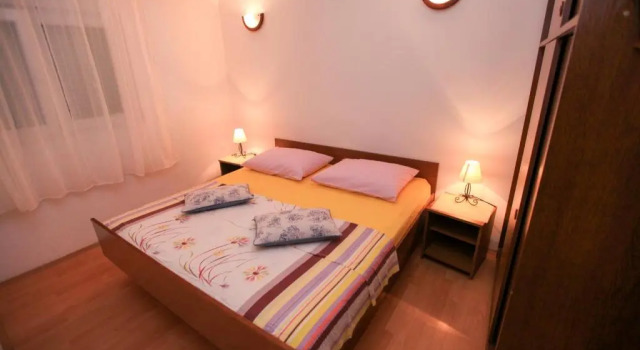 Apartments Anita Rogoznica
