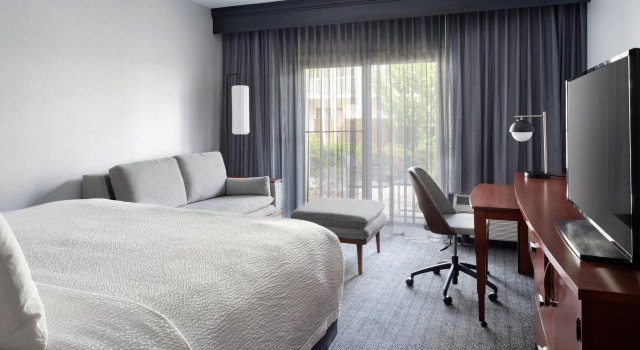 Двухместный номер Standard с видом на внутренний двор Courtyard by Marriott West Palm Beach