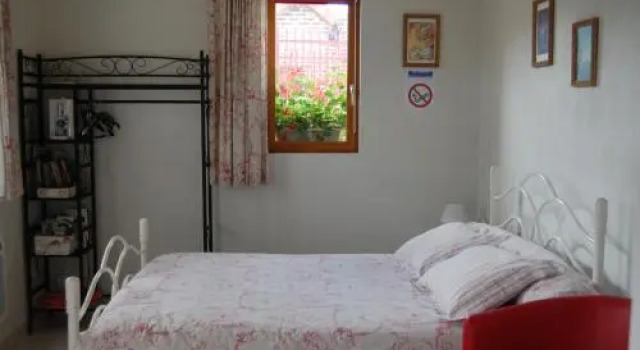 Au Clos du Logis, Varaa Hotelli Maintenay Pas-de-Calais