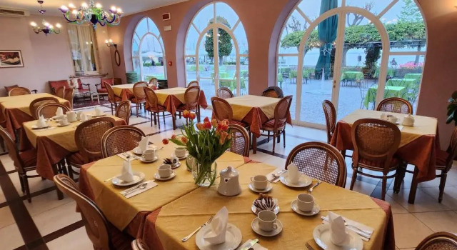 Номер Standard HOTEL ALLA RIVIERA lake view