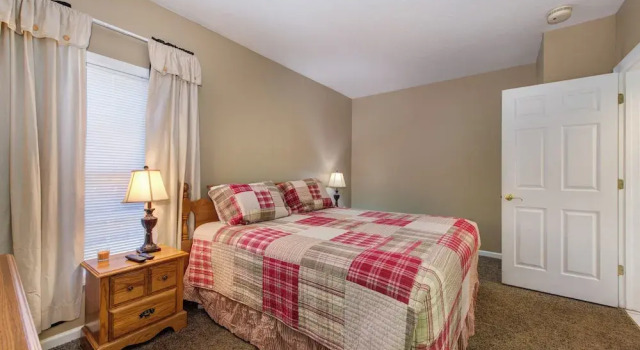 Colonial Crest Condo Unit #113, Забронировать Апартаменты/квартира Апартаменты Пиджен-Фордж, рядом с Гоночный центр Xtreme, Апартаменты/квартира