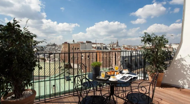 Номер Deluxe с видом на город Hôtel des 3 Poussins