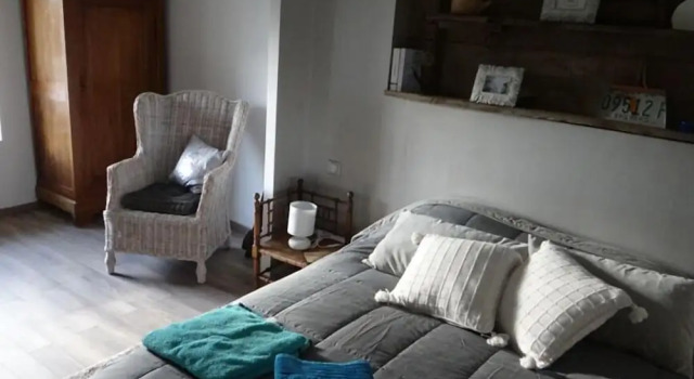 Chambres d'hôtes les Perrettes, Buchen Sie Bed & Breakfast Château-Gontier 