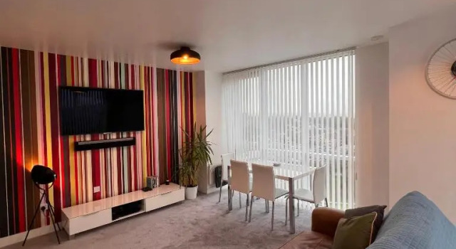 K D Tower Lux Apartment, Book Lejlighed Hemel Hempstead Hertfordshire
