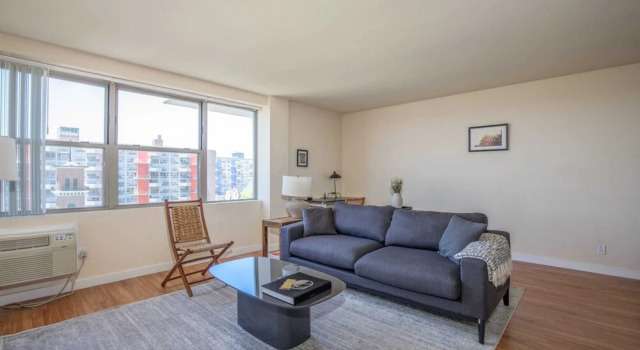 Cozy DT Apts with Full Kitchen by Zencity, Book Hotel Saint Louis Missouri