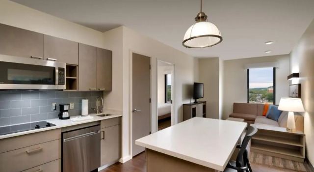 Двухместный люкс c 1 комнатой Hyatt House Rochester Mayo Clinic Area